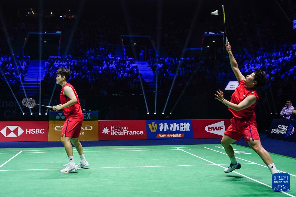 稳健也是她 稳健也是她