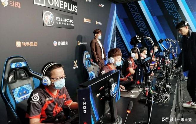 售德国前锋 售德国前锋