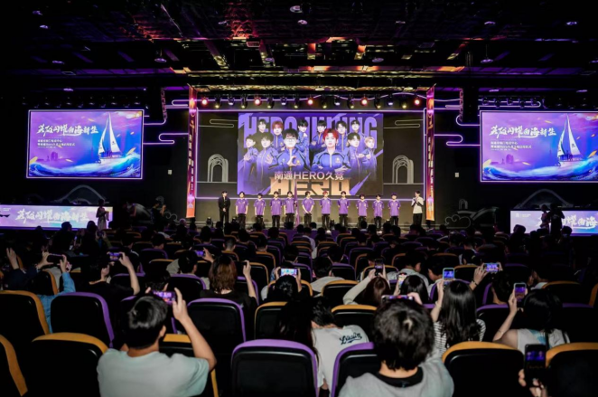 都在不同领 都在不同领